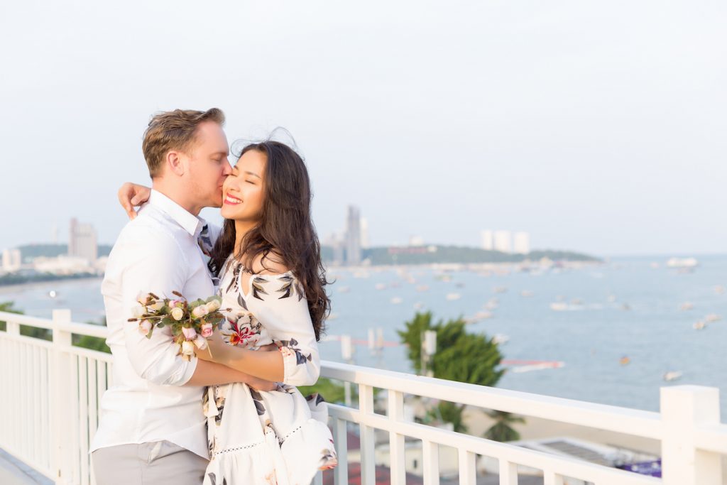 在留外国人に日本戸籍はある？国際結婚・離婚後どうなるかも解説