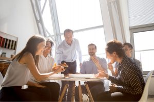 「働きやすい企業」とは？10のチェックポイントと最新企業ランキング
